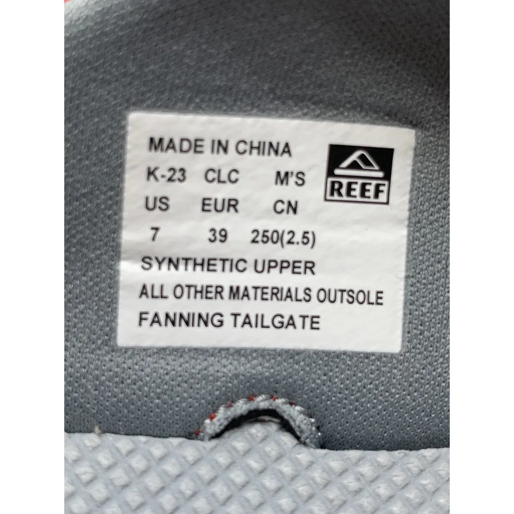 Reef Fanning Tailgate Gray Red Bottle Opener Sandals  Men's Sz 7